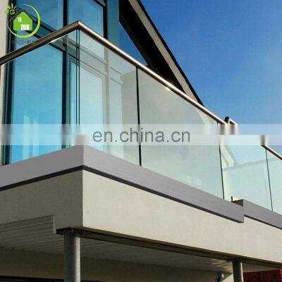 Glass balcony railing designs