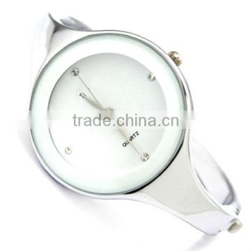 Charming ladies bracelet bangle watches cuff watch made in China