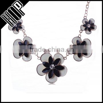 Best selling fashion zinc alloy enamel flower pendant