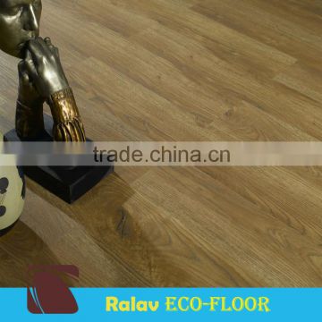 Health and Eco-friendly Wood Looking PVC Flooring