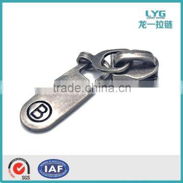 longyi high quality old fashion zipper puller design accessory