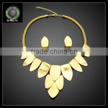 Newest arrived african gold plated jewelry set for woman dress AHK1110                        
                                                                                Supplier's Choice