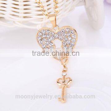 Women best selling crystal necklace fashion female key shape necklace sells in alibaba