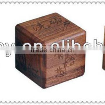 wooden dice decoration