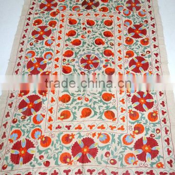 Vintage Suzani embroidery Bedspread/Tapestry