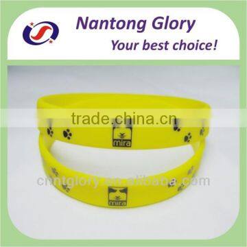 Intersting new style custom silicone yellow wristbands