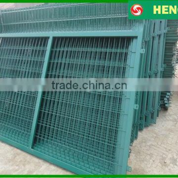 Welded wire mesh fence Used fencing for sale