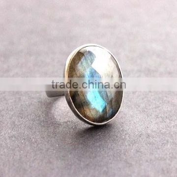 Natural Labradorite oval Gemstone Gemstone Ring