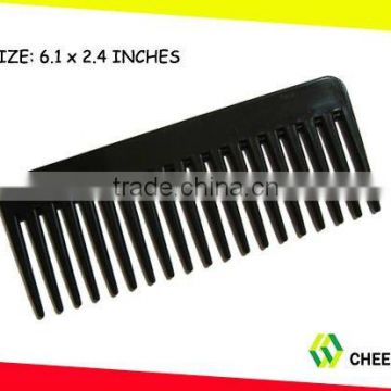 Plastic hair brush comb