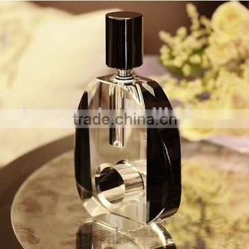 Newest Design Low Price crystal perfume glass bottle