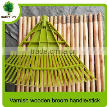 Garden cleaning tools varnished smooth wooden handle stick for rake and shovel