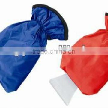 Hot sale Keep warm and dry ice scraper gloves/ ice scraper with glove