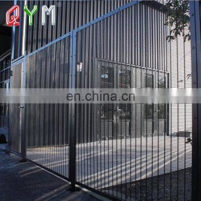 Low Price Galvanized PVC Coated Mesh High Security 358 Anti-climb Fence for garden
