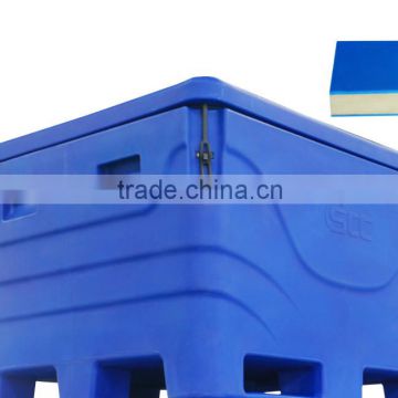 roto-molded insulated fish cooler storing and transferring container at sea
