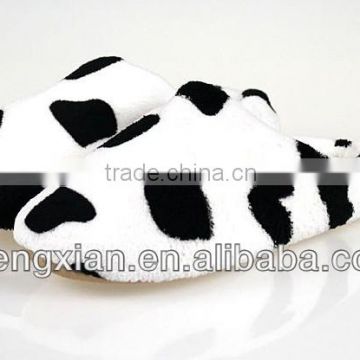 printing cow indoor winter slipper