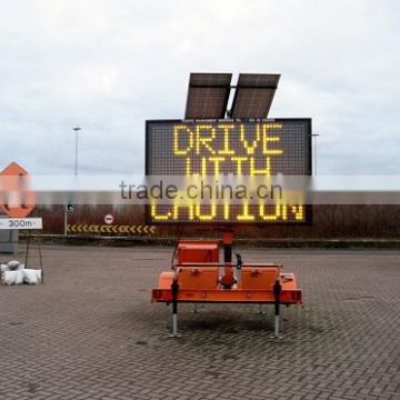 P31.25 Amber color VMS variable message signs for traffic guidance