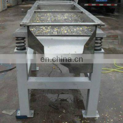 vibrating soybean sprout skin peeling machine