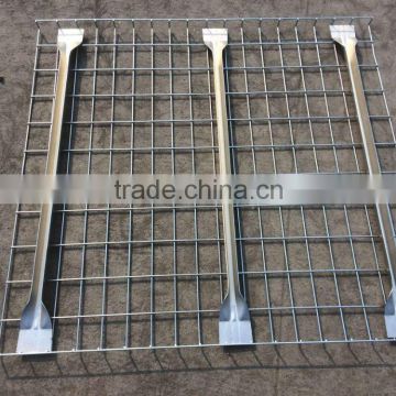 customized wire decking with flared channel