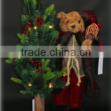 XM-A6002B 20 inch lighted forest bear hugging 24 inch tree for christmas decoration