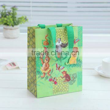 4C printing twisted handle paper bag manufacturer paper bags