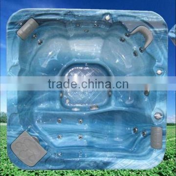 Outdoor whirlpool spa A200 with one neck collar