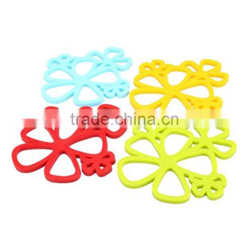 flower shaped non-stick silicone trivet
