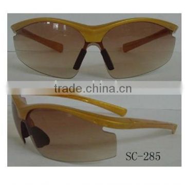 UV polycarbonate sports glasses