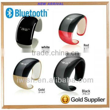 wireless fashion bluetooth bracelet watch for iphone 4s/5