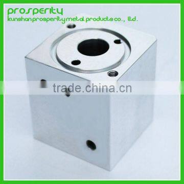 CNC machining stainless steel hydraulic valve block