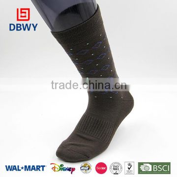 2015 New design knitted cotton men socks wholesale in hot sale