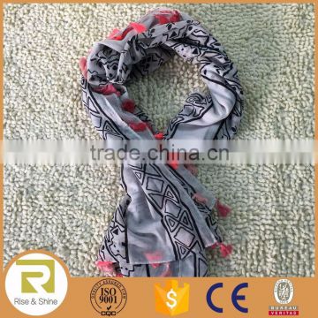 Wholesale 100% Polyester Flower Printed fringed shawl scarf