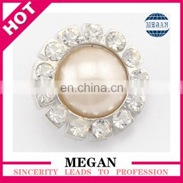 2015 wholesale charming small metal jewelry crystal rhinestone buttons for lady suit