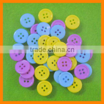 4 Holes Button/Plastic Button/Cheap Button
