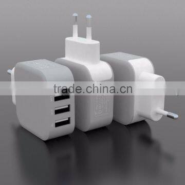 5.5A Triple USB ports travle charger with EU/ US plug for iphone 6S, mobile phone, Tablets CE/FCC approved