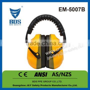 2016 new noise cancelling foldable safety earmuff