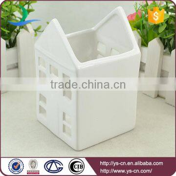 Wholesale white ceramic houses candle holder