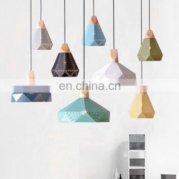 Low price china factory luxury chandeliers for home