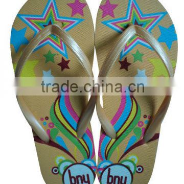new design woman slipper with silk printing
