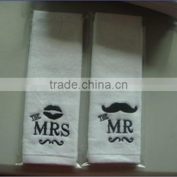 Embroidered towels manufacturer