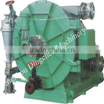 Defibrator of pulping equipment for paper making machine