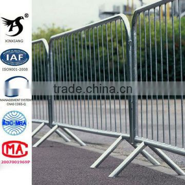 metal crowd control barriers