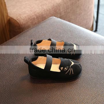 S60589B 2017 new design girls classic embroidered casual shoes