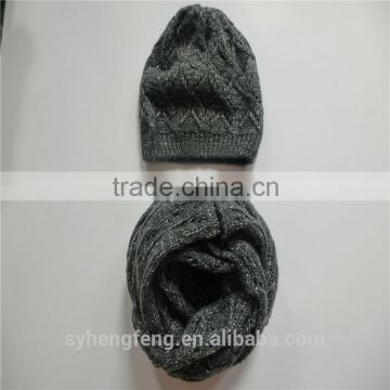 Wholesale fashion two-pieces knitted hat and scarf