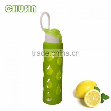high quality glass water bottle with BPA free fruit infuser and food grade silicone sleeve