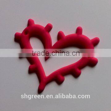 Pink color heart-shape soft PVC rubber tag
