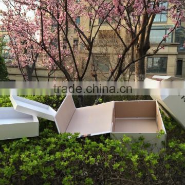 Eco-friendly high end custom folding paper box for gift