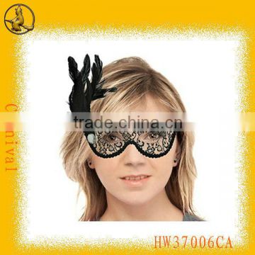 Black Painting Venetian Masks with Feather for Carnival