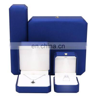 Unique Design Luxury Pu Leather Octagonal Shape Led Jewelry Packing Box Ring Box
