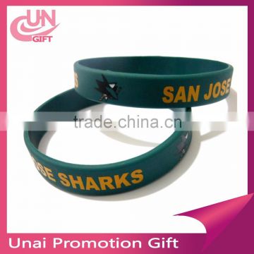 Top quality two color scented silicone cheap wristbands for NBA