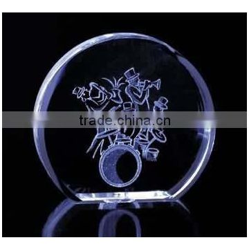 2016 Popular and noble crystal paperweight with a hole